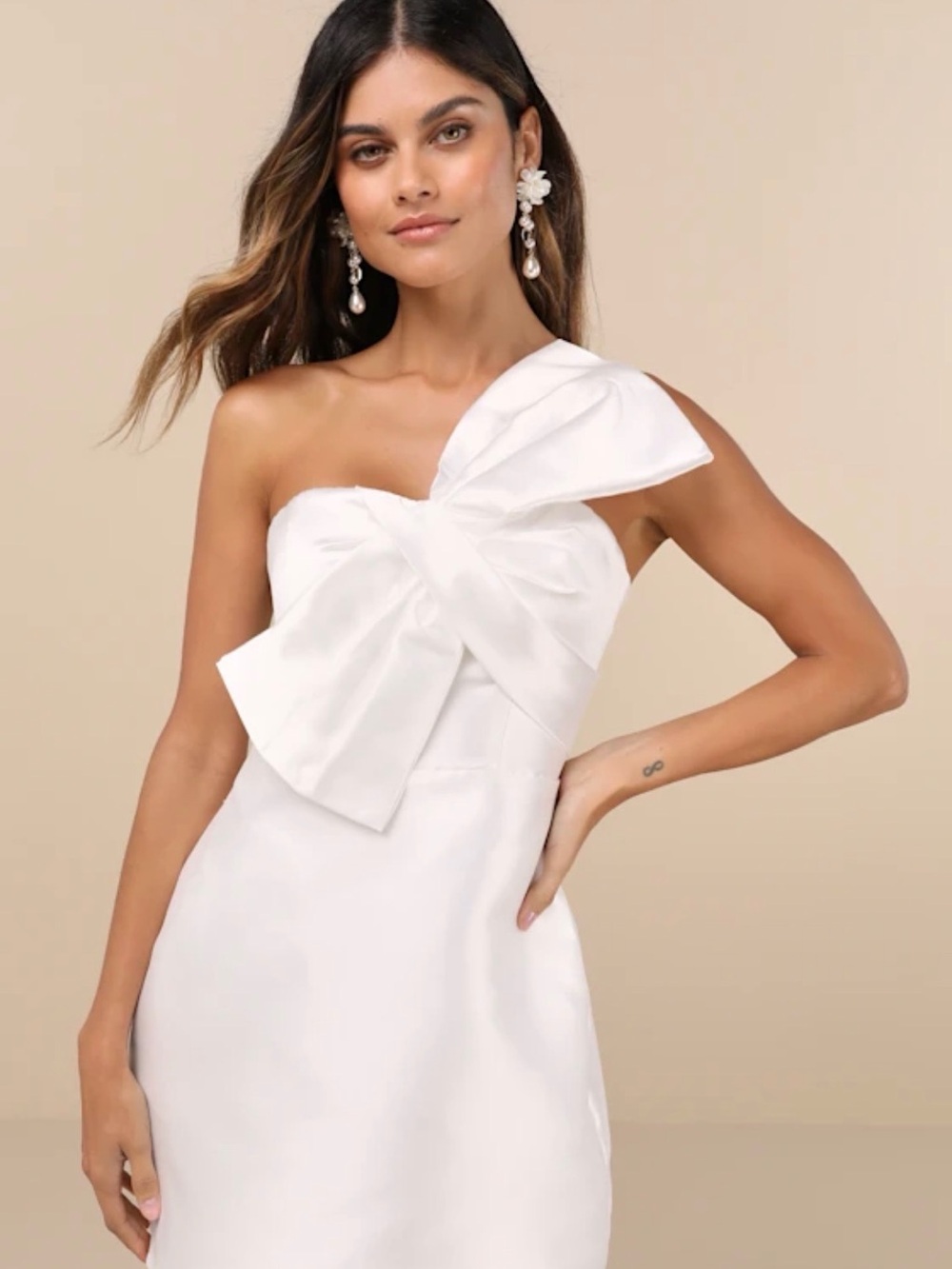 Lulus One-Shoulder White Bow Cocktail Dress